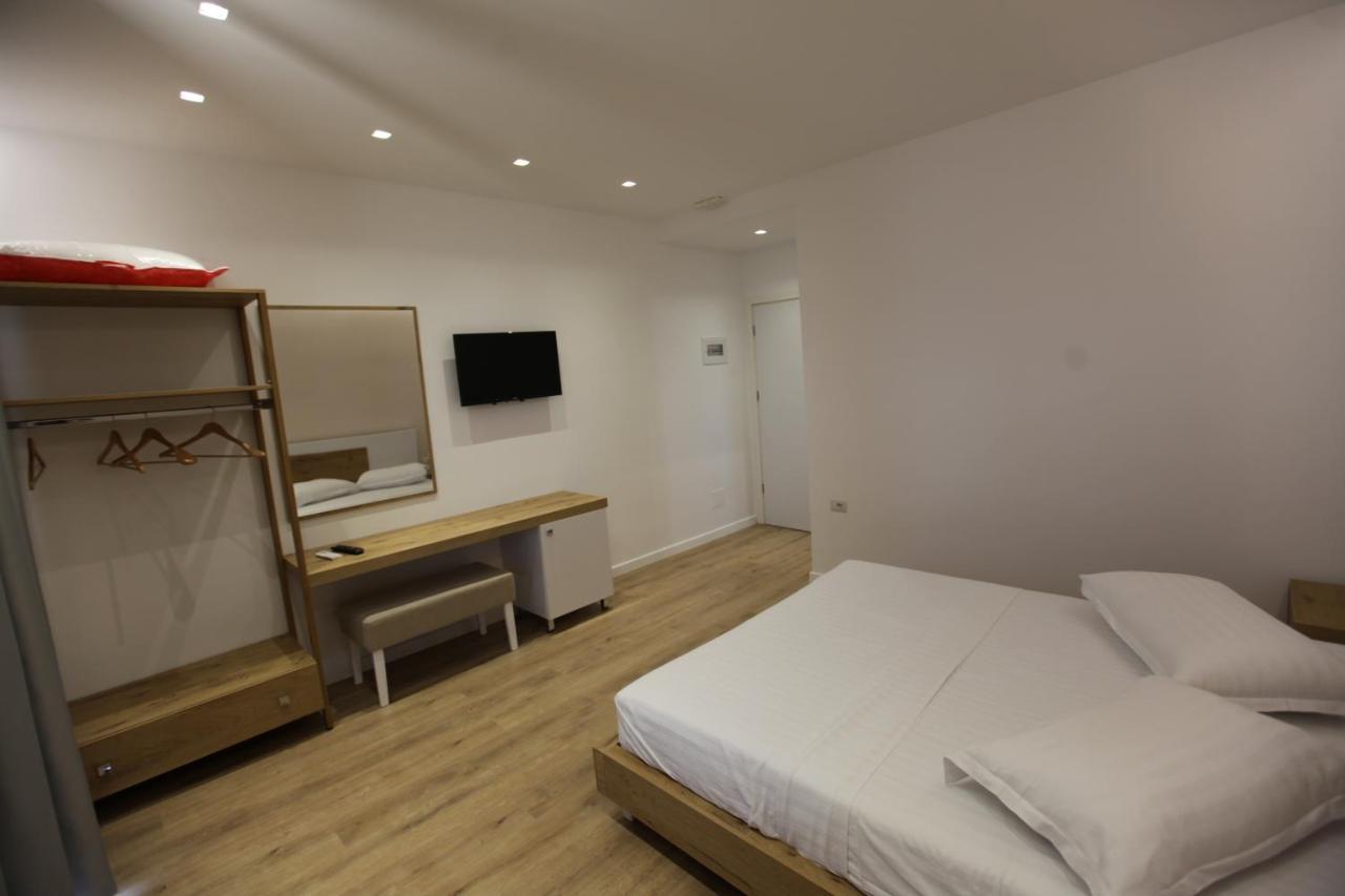 Sea Breeze Villa Σαράντα Εξωτερικό φωτογραφία