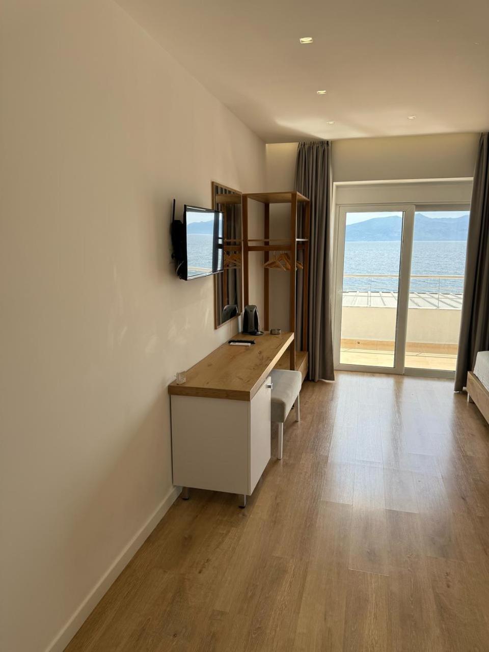 Sea Breeze Villa Σαράντα Εξωτερικό φωτογραφία
